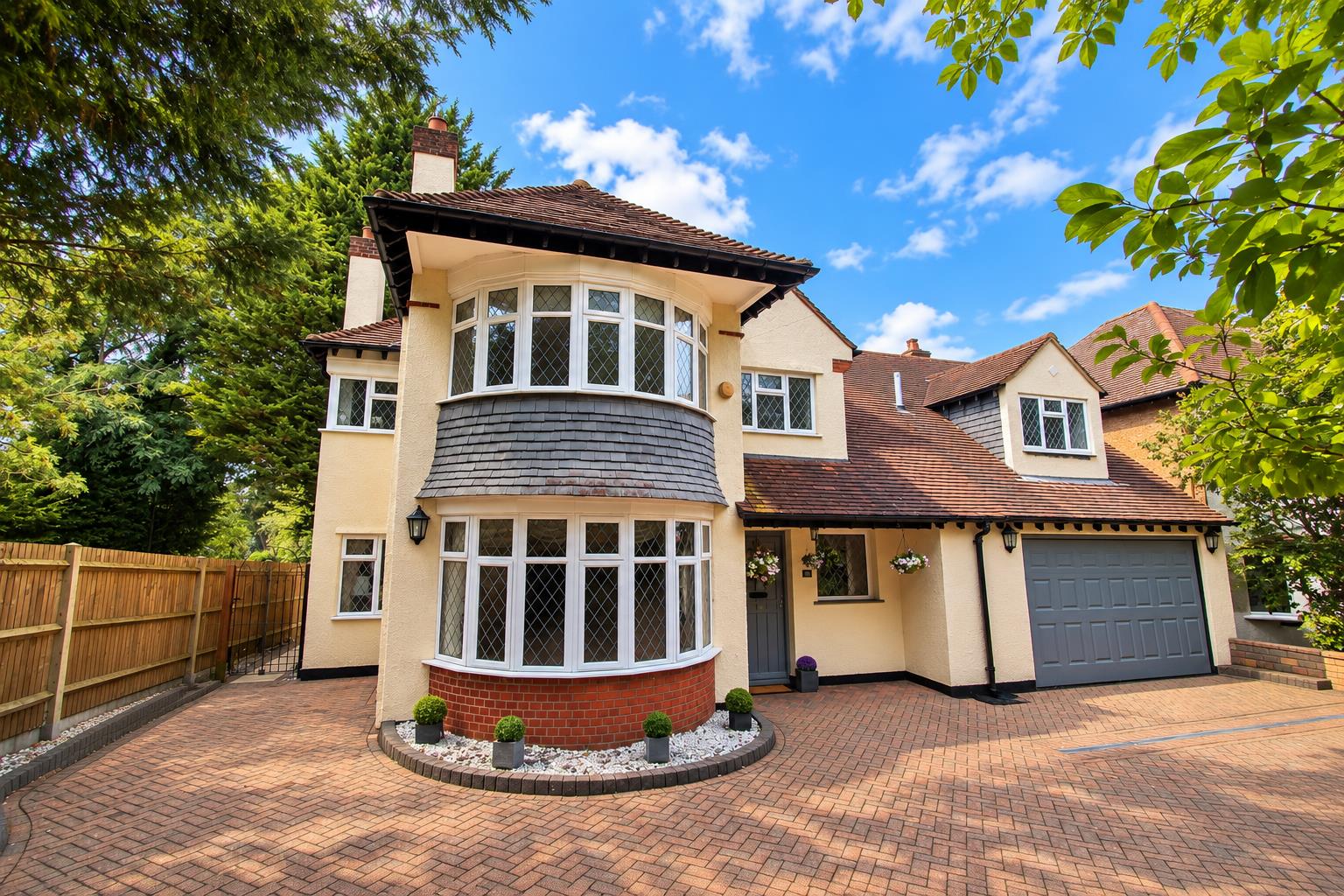 Buckingham Way, Wallington